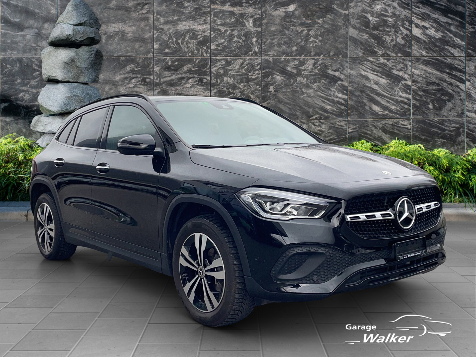 MERCEDES-BENZ GLA 200 Progressive 7G-DCT
