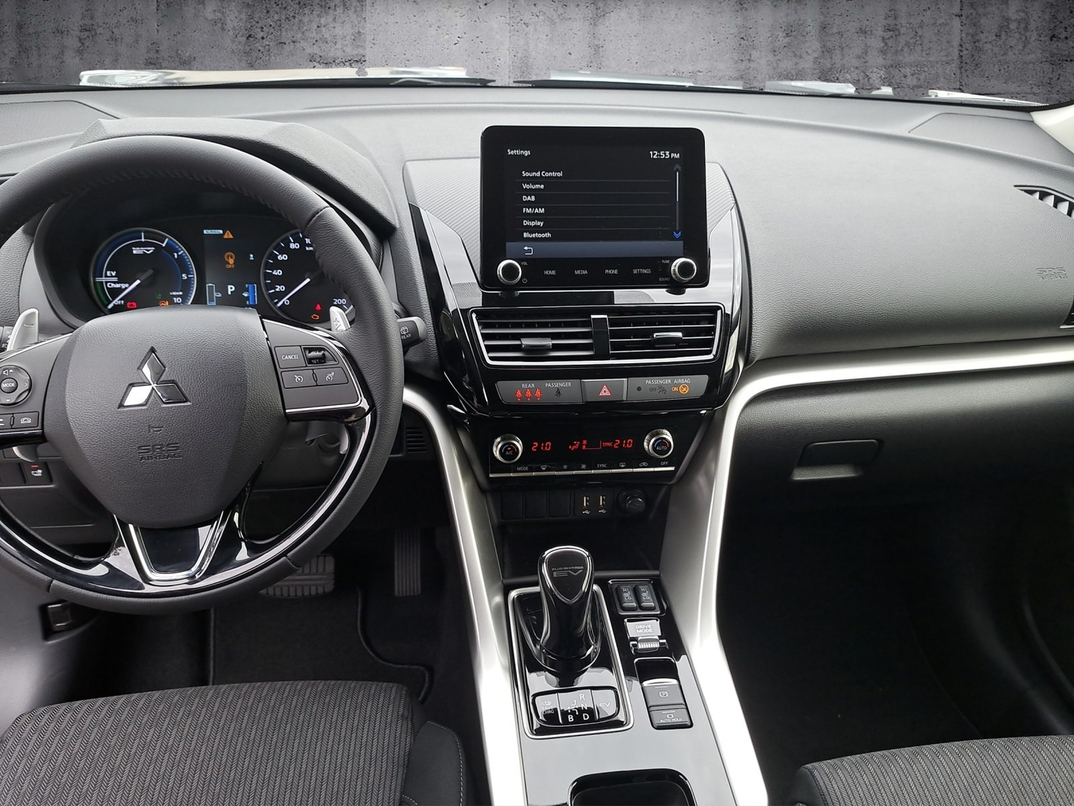 MITSUBISHI Eclipse Cross 2.4 PHEV Inform