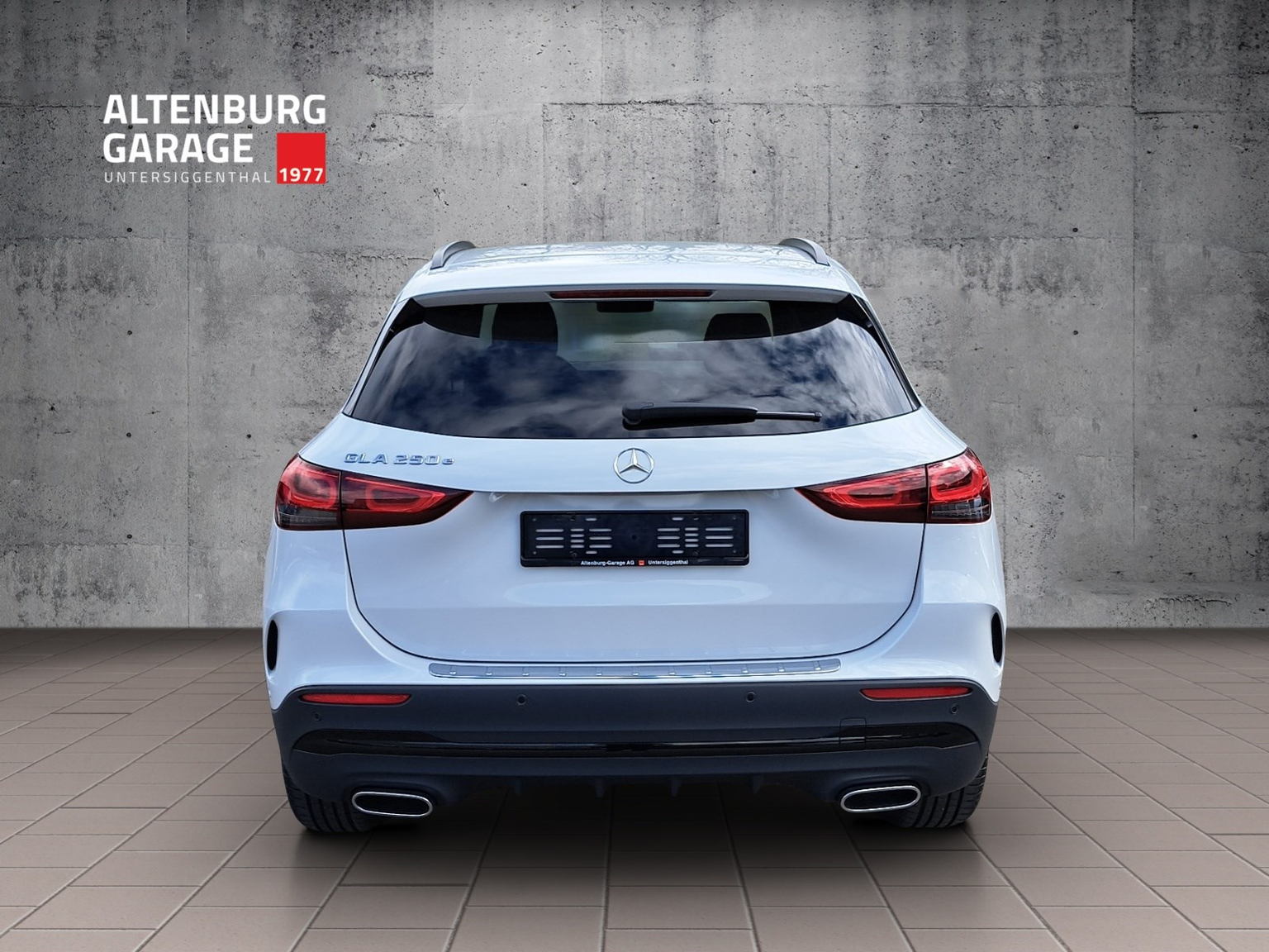 MERCEDES-BENZ GLA-Klasse H247 GLA 250 e AMG