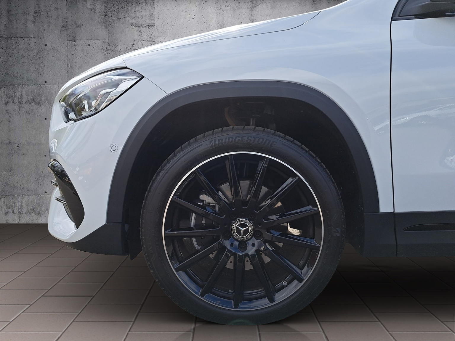MERCEDES-BENZ GLA-Klasse H247 GLA 250 e AMG
