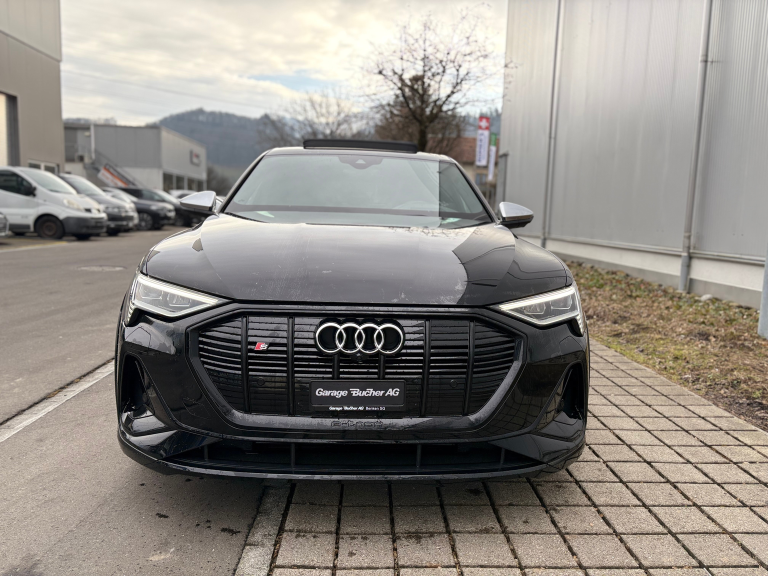 AUDI e-tron S Sportback quattro