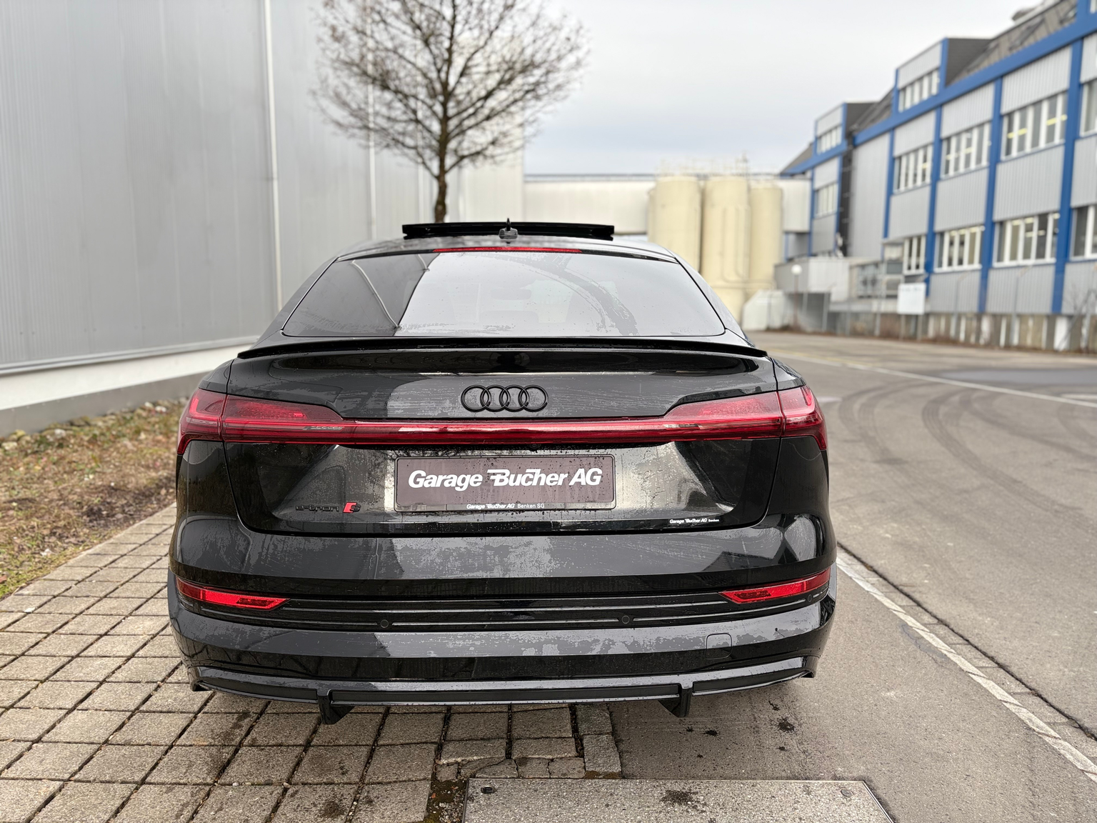 AUDI e-tron S Sportback quattro