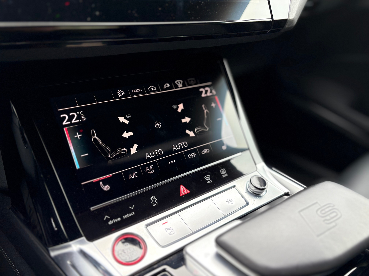 AUDI e-tron S Sportback quattro