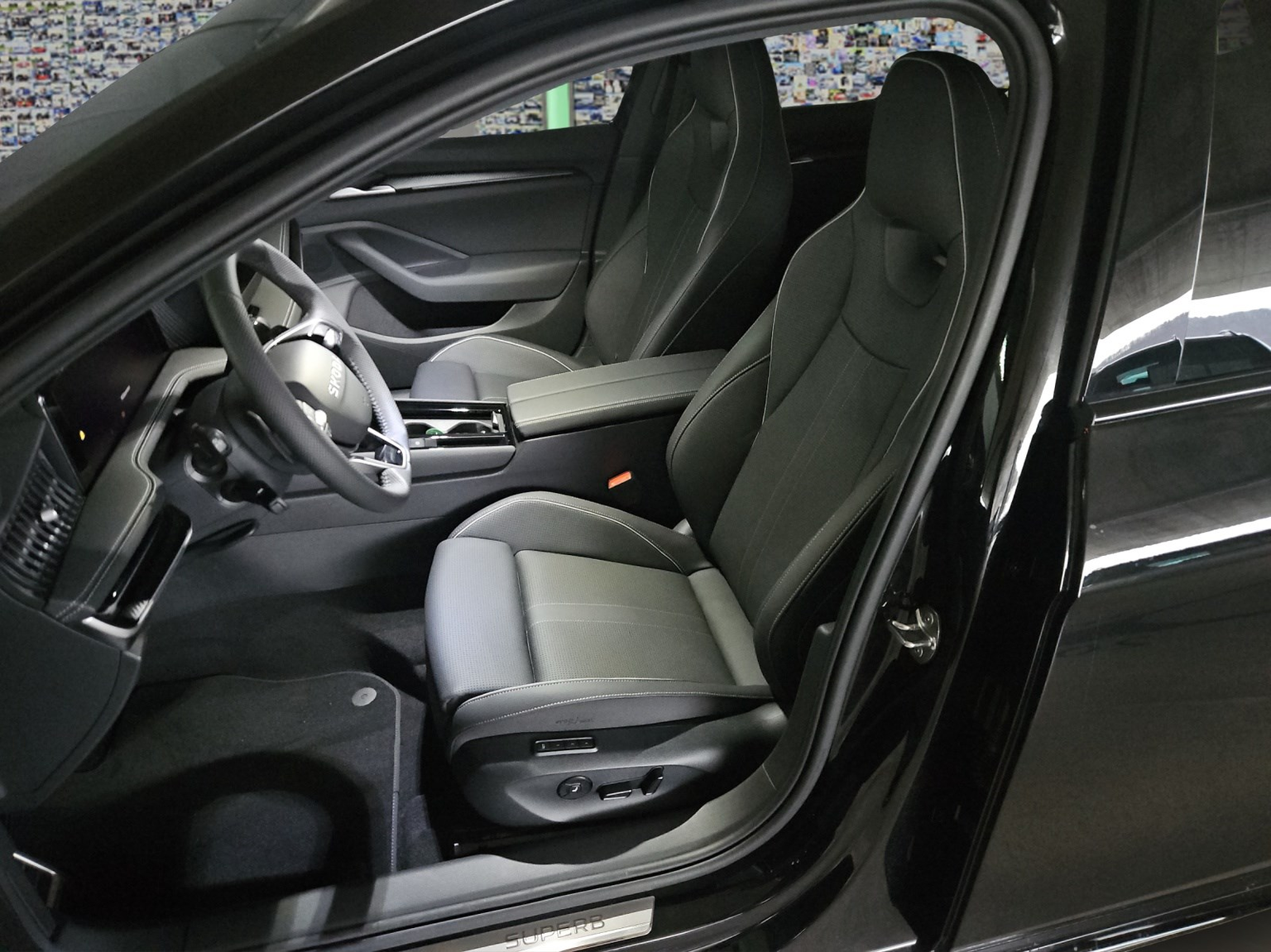 SKODA Superb Combi 2.0 TSI Sportline 4x4 DSG