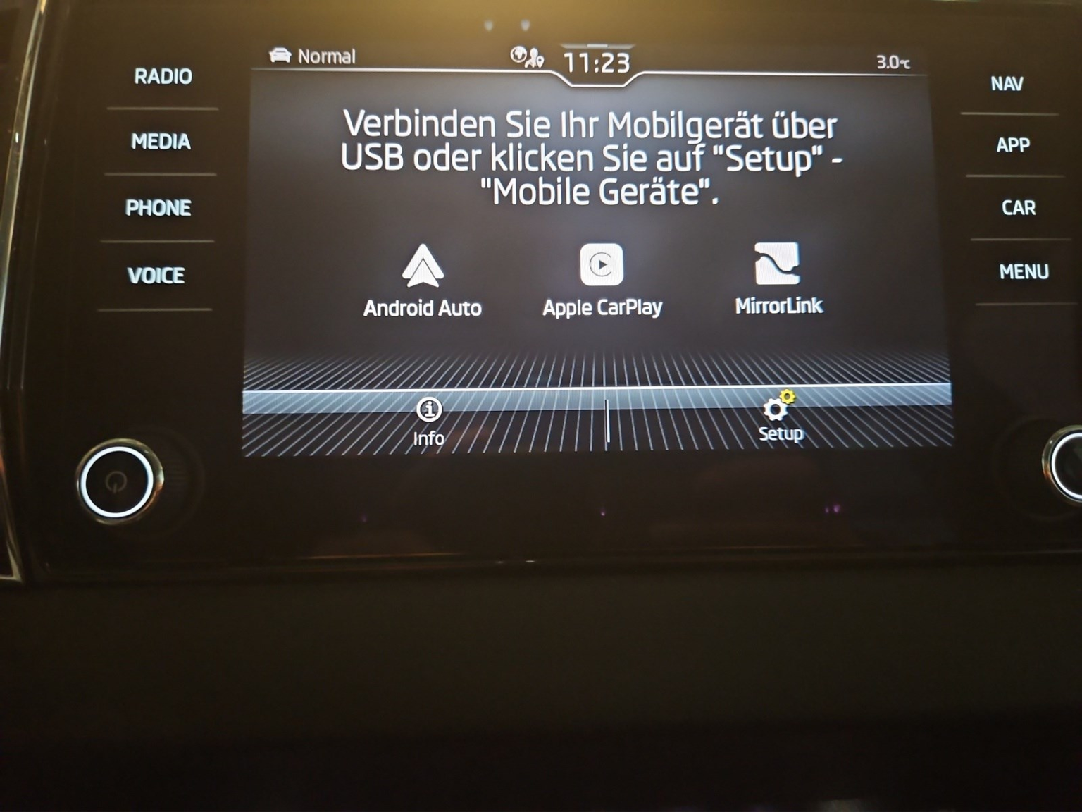 SKODA Karoq 1.5 TSI Style DSG