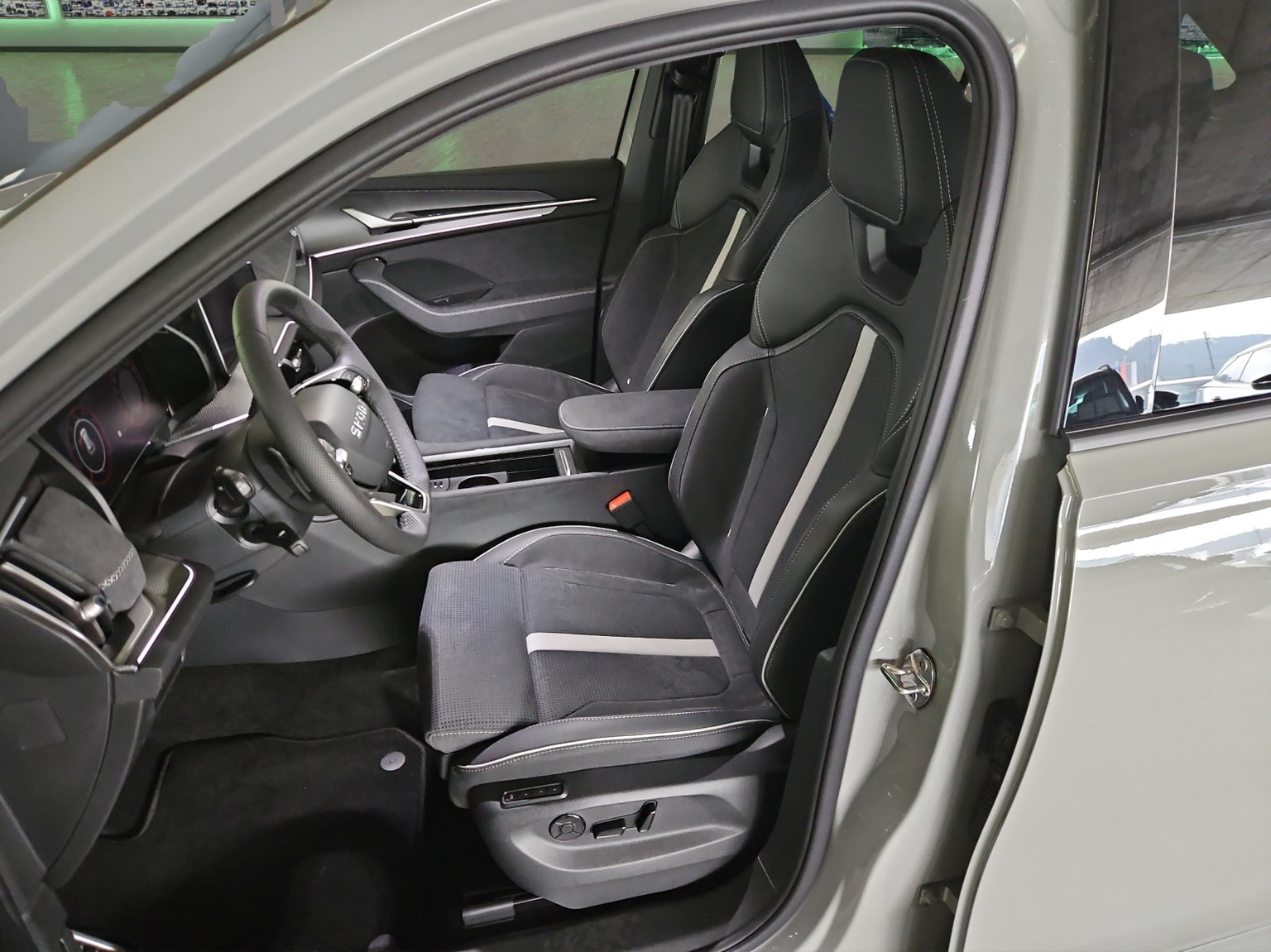 SKODA Kodiaq 2.0 TSI Sportline 4x4