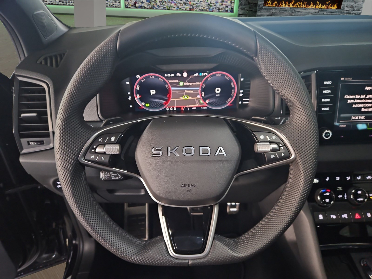 SKODA Karoq 2.0 TSI SportLine 4x4 DSG