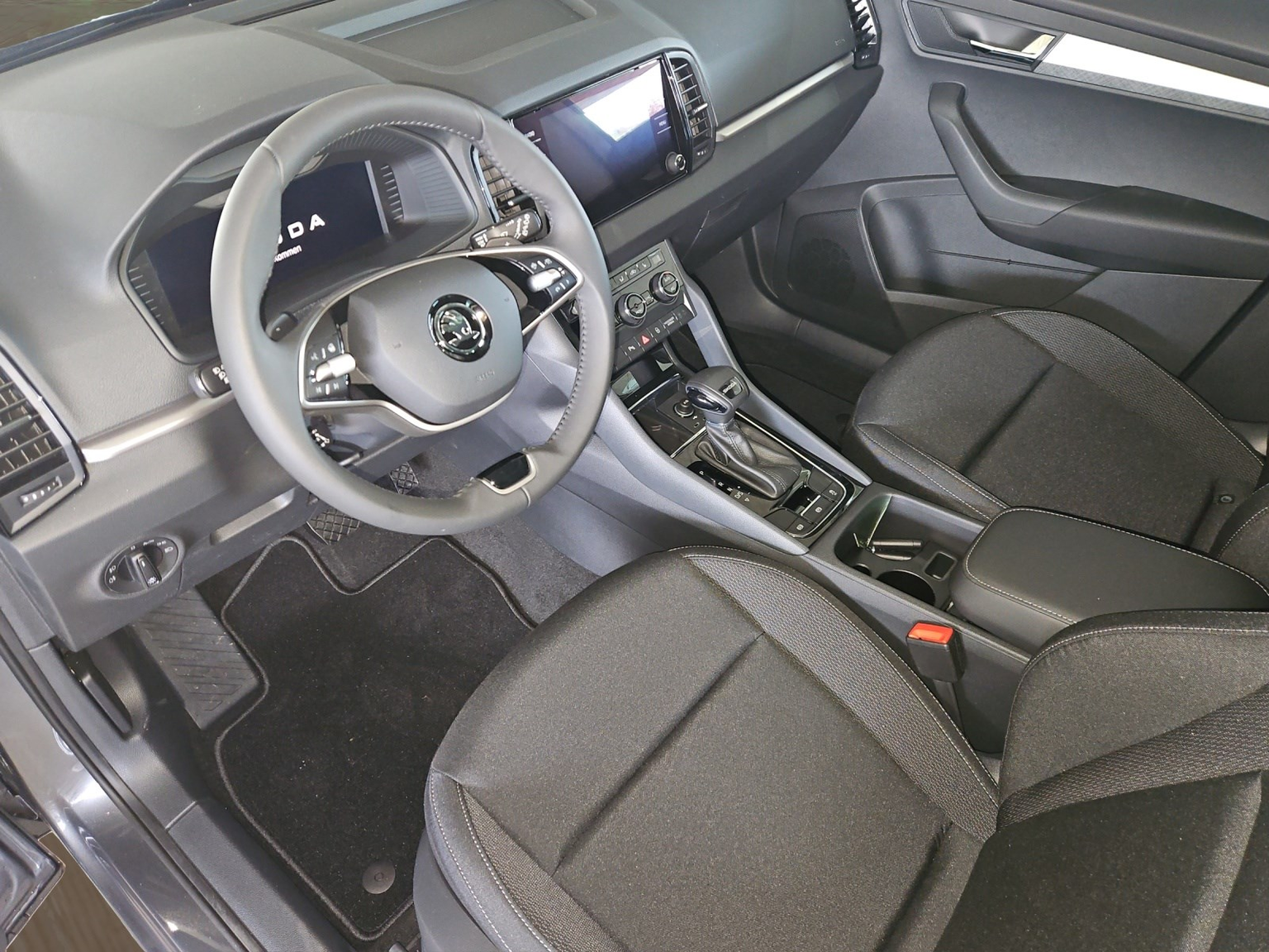 SKODA Karoq 1.5 TSI Selection