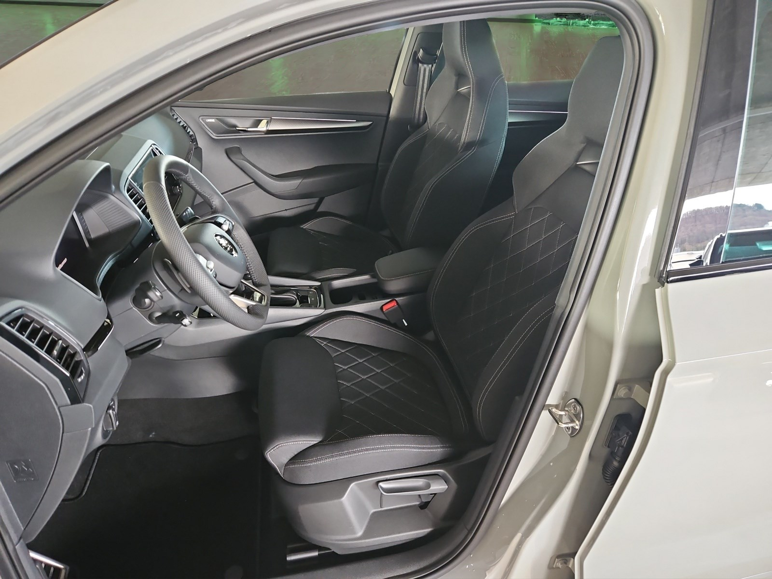 SKODA Karoq 2.0 TSI SportLine 4x4 DSG
