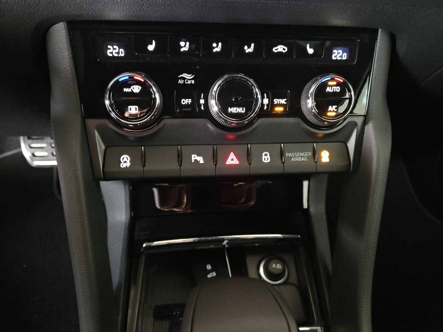 SKODA Karoq 2.0 TSI SportLine 4x4 DSG