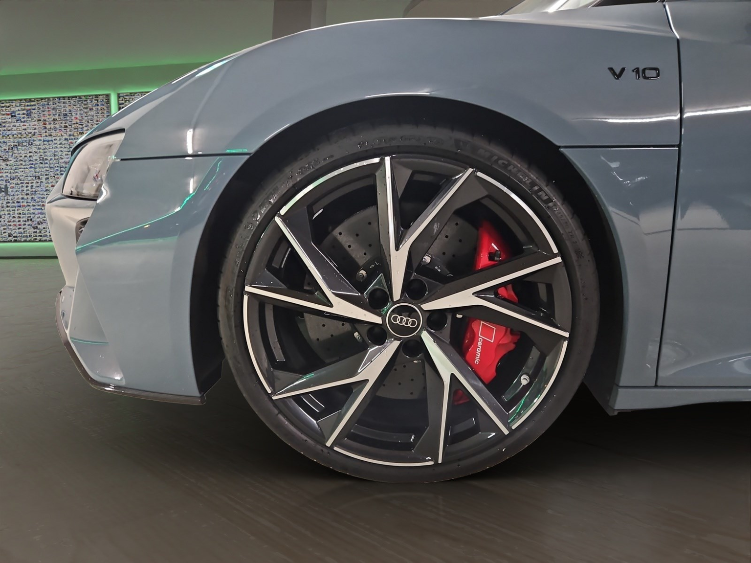 AUDI R8 Spyder performance S-Tronic