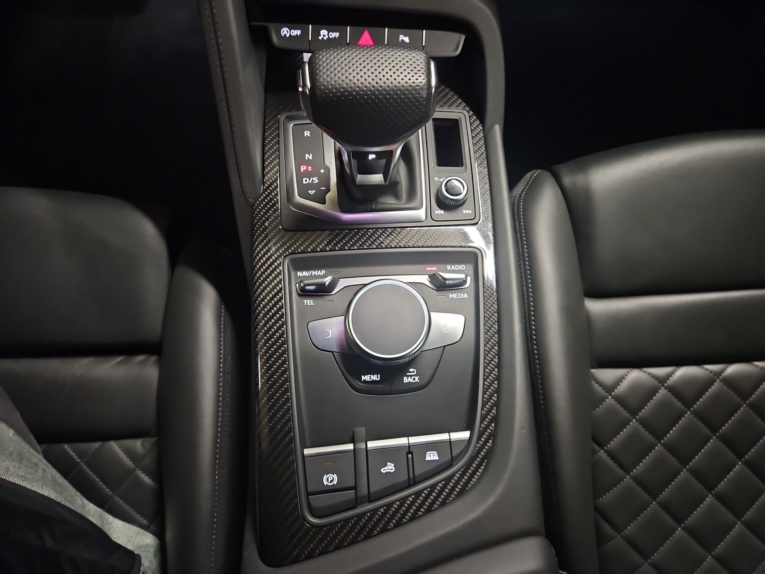 AUDI R8 Spyder performance S-Tronic