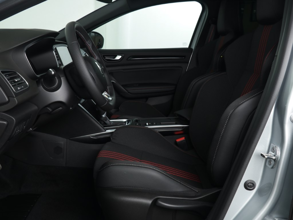 RENAULT Mégane 1.6 E-Tech Plug-in R.S. Line