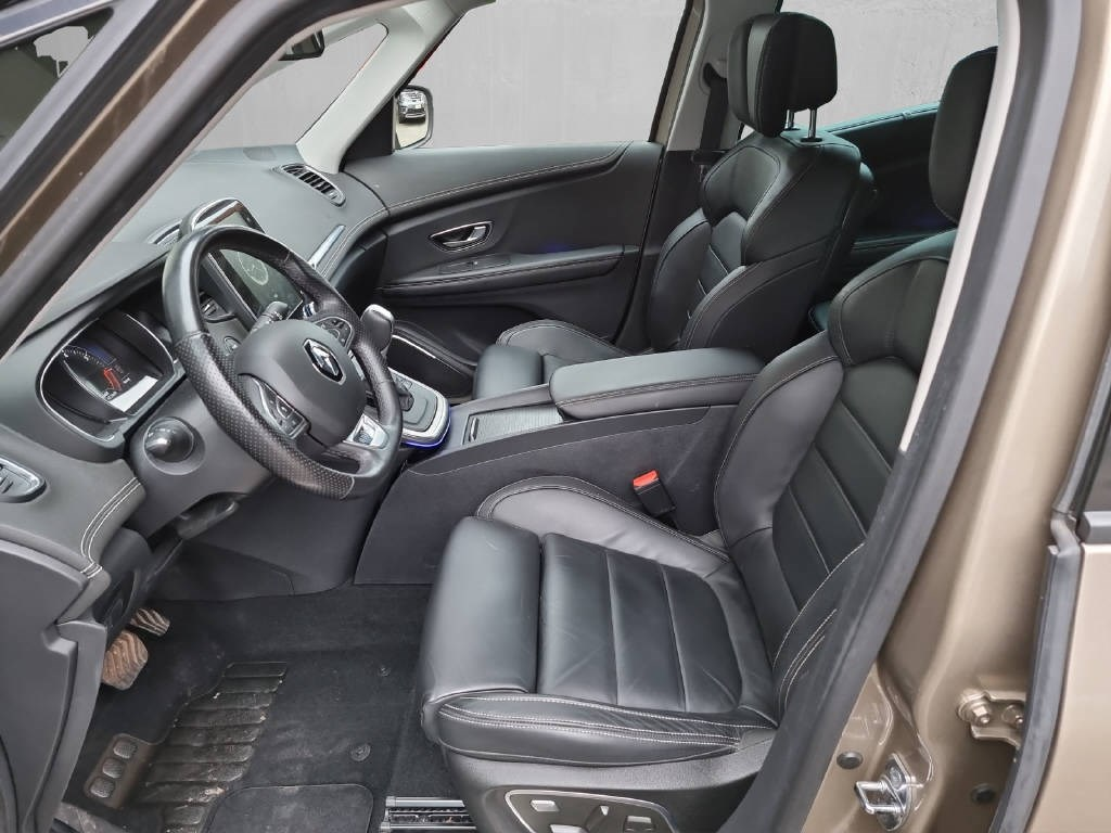 RENAULT Scénic 1.3 TCe 160 Initiale EDC