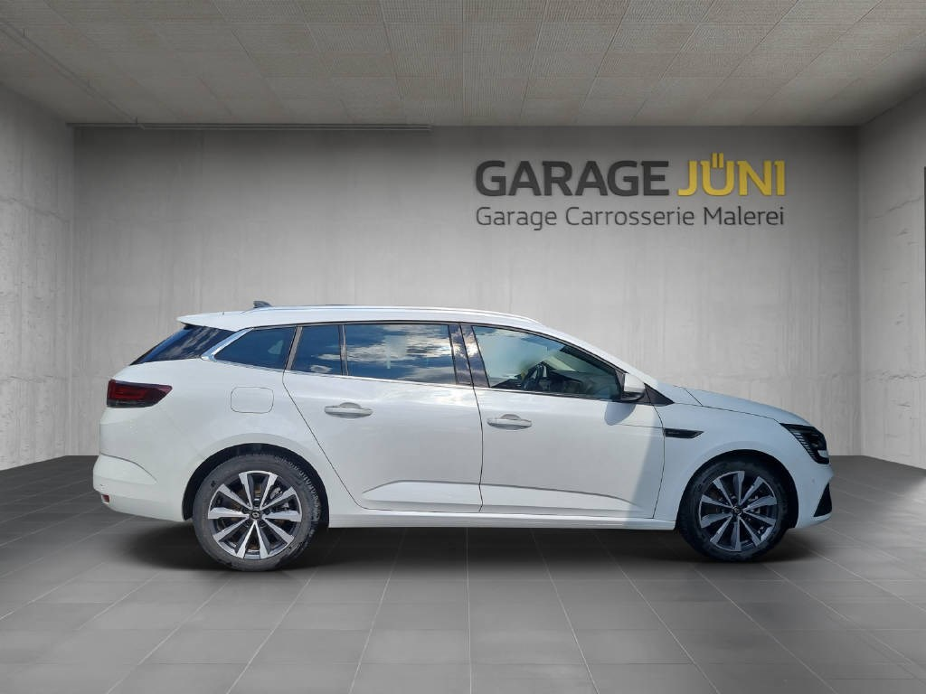 RENAULT Mégane Grandtour 1.6 E-Tech Plug-in R.S. Line