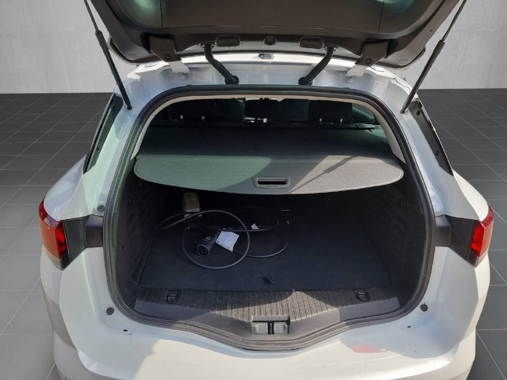 RENAULT Mégane Grandtour 1.6 E-Tech Plug-in R.S. Line