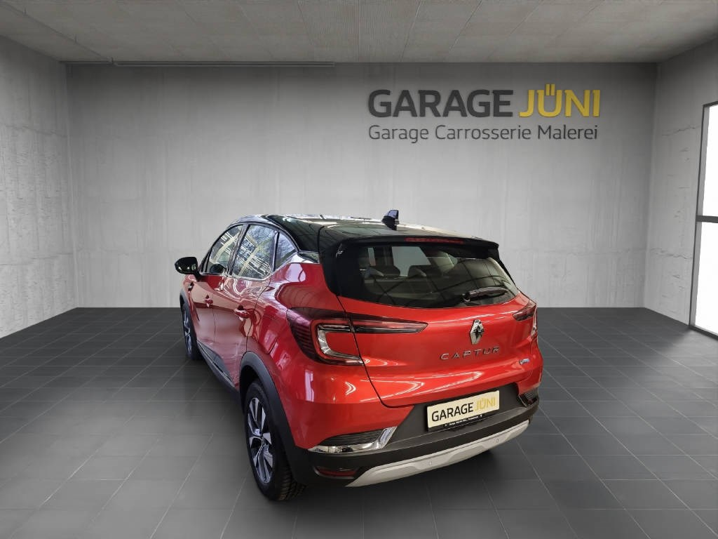 RENAULT Captur 1.6 E-Tech Plug-in Intens