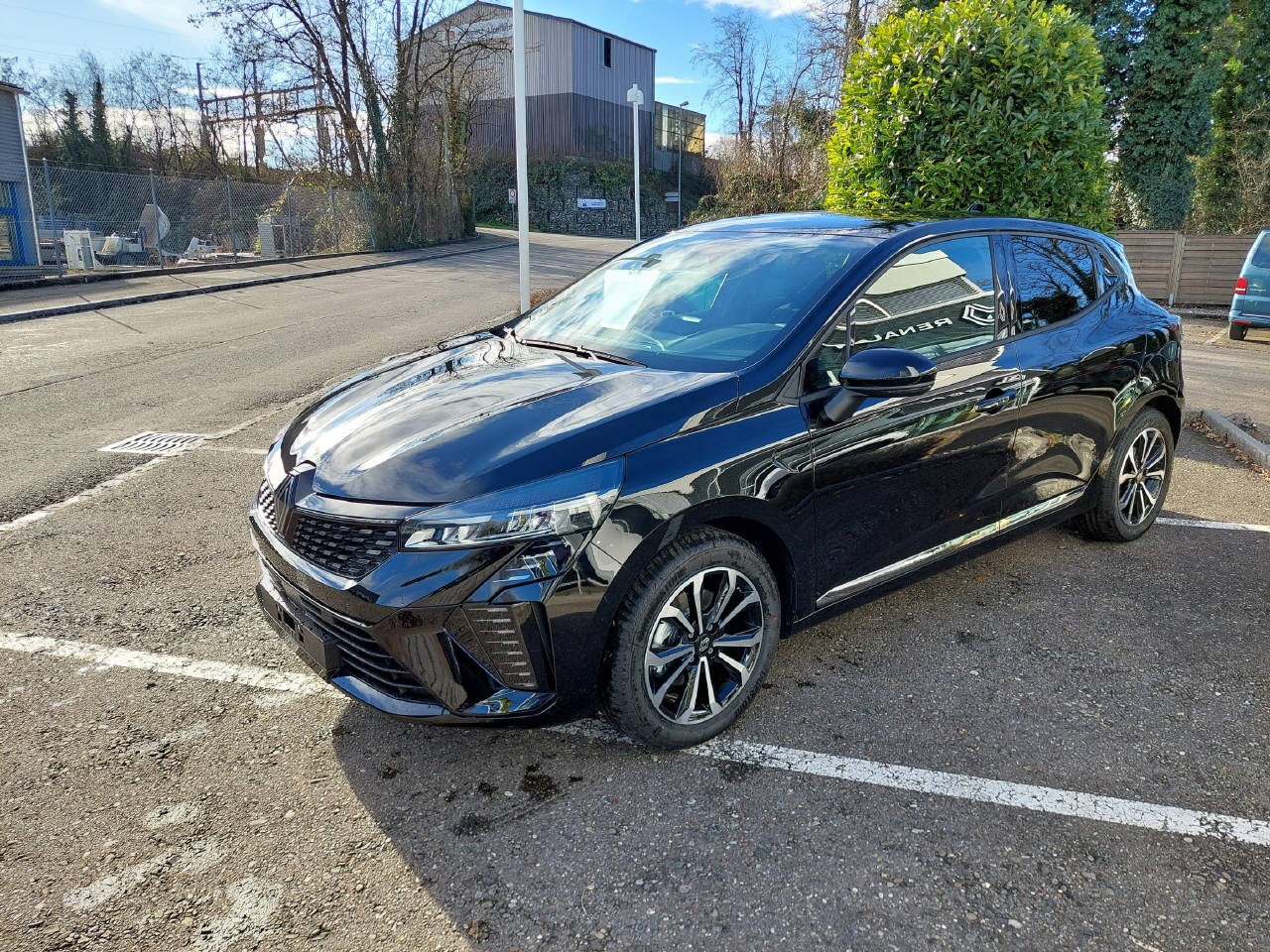 RENAULT CLIO techno E-TECH full hybrid 145
