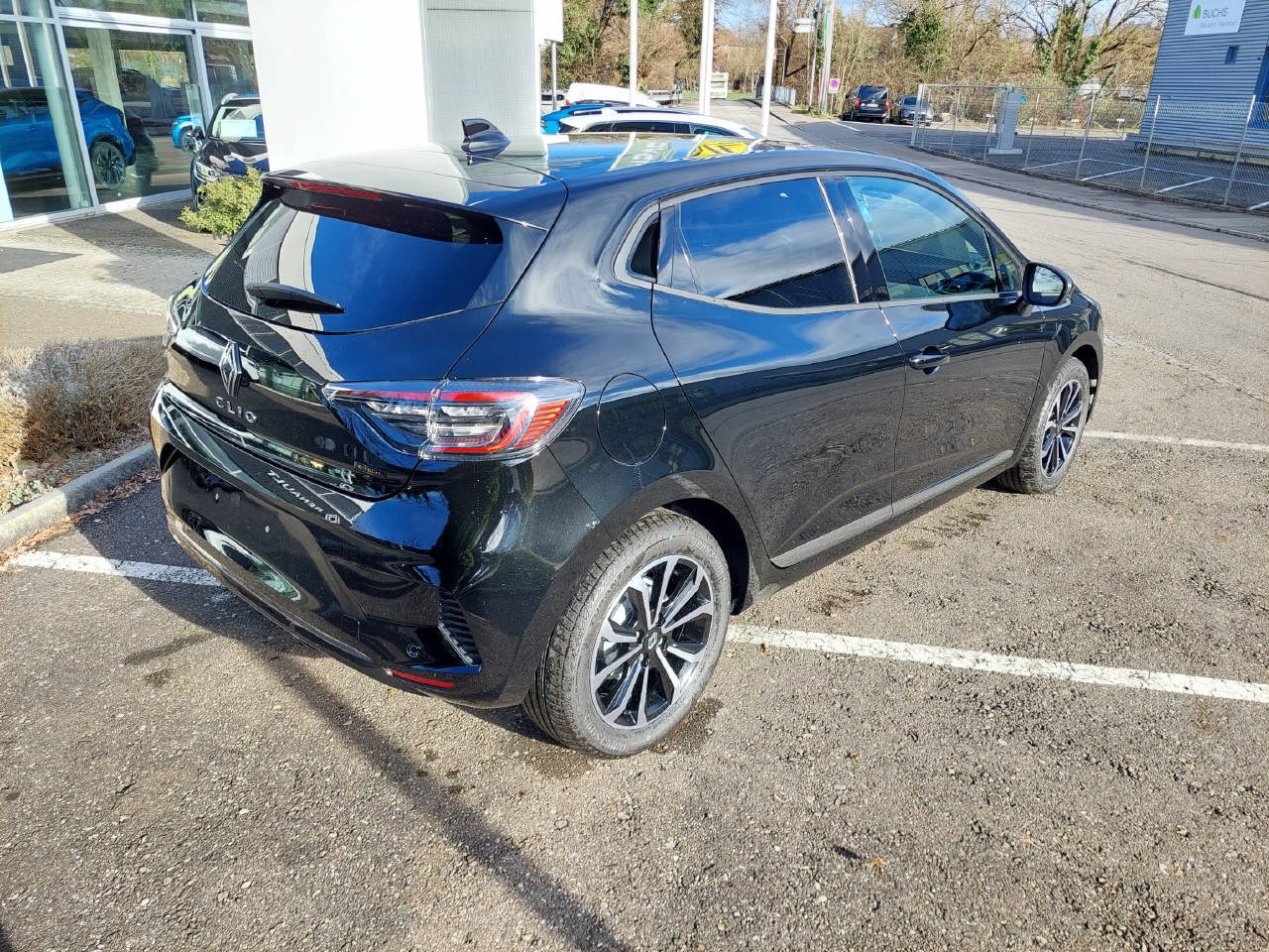 RENAULT CLIO techno E-TECH full hybrid 145