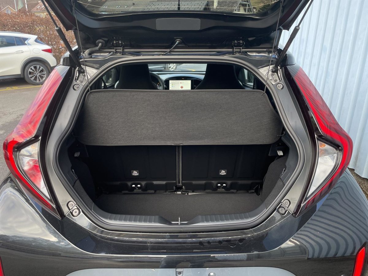TOYOTA Aygo X 1.0 VVT-i Trend