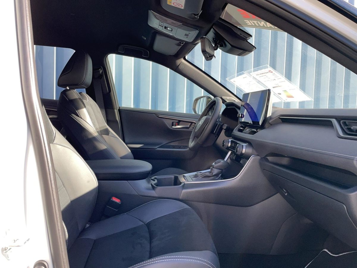 TOYOTA RAV4 2.5 HSD GR Sport