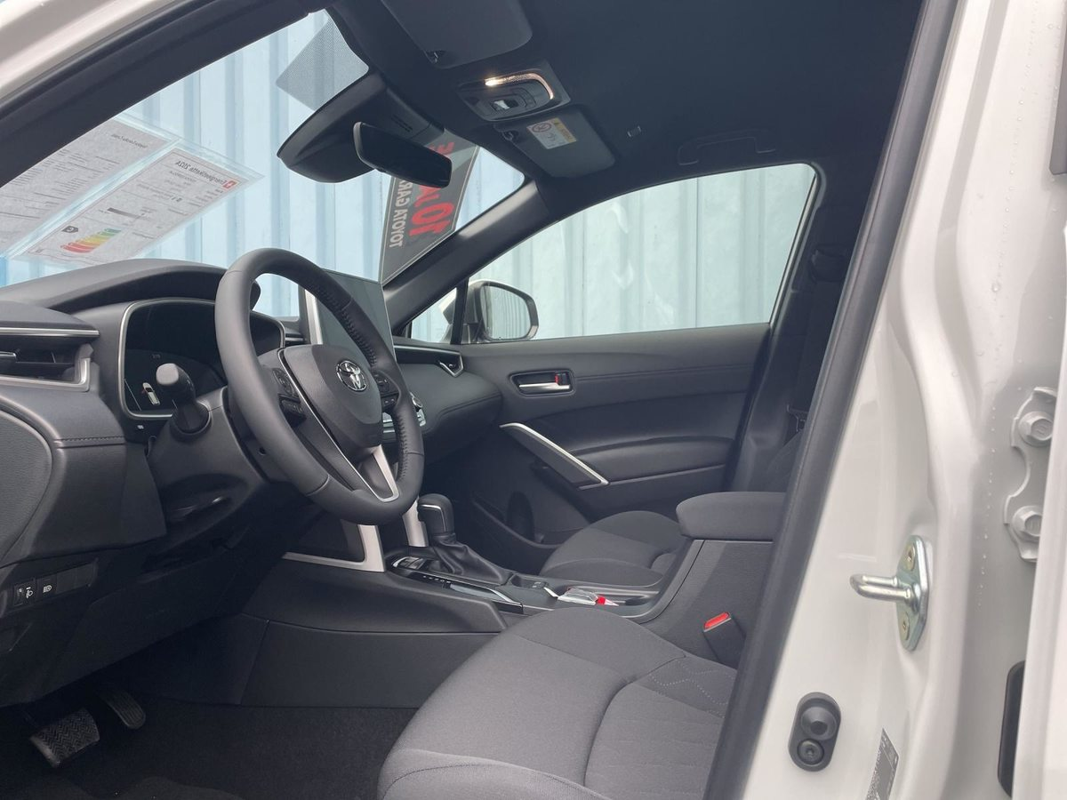 TOYOTA Corolla Cross 2.0 HSD Comfort AWD-i