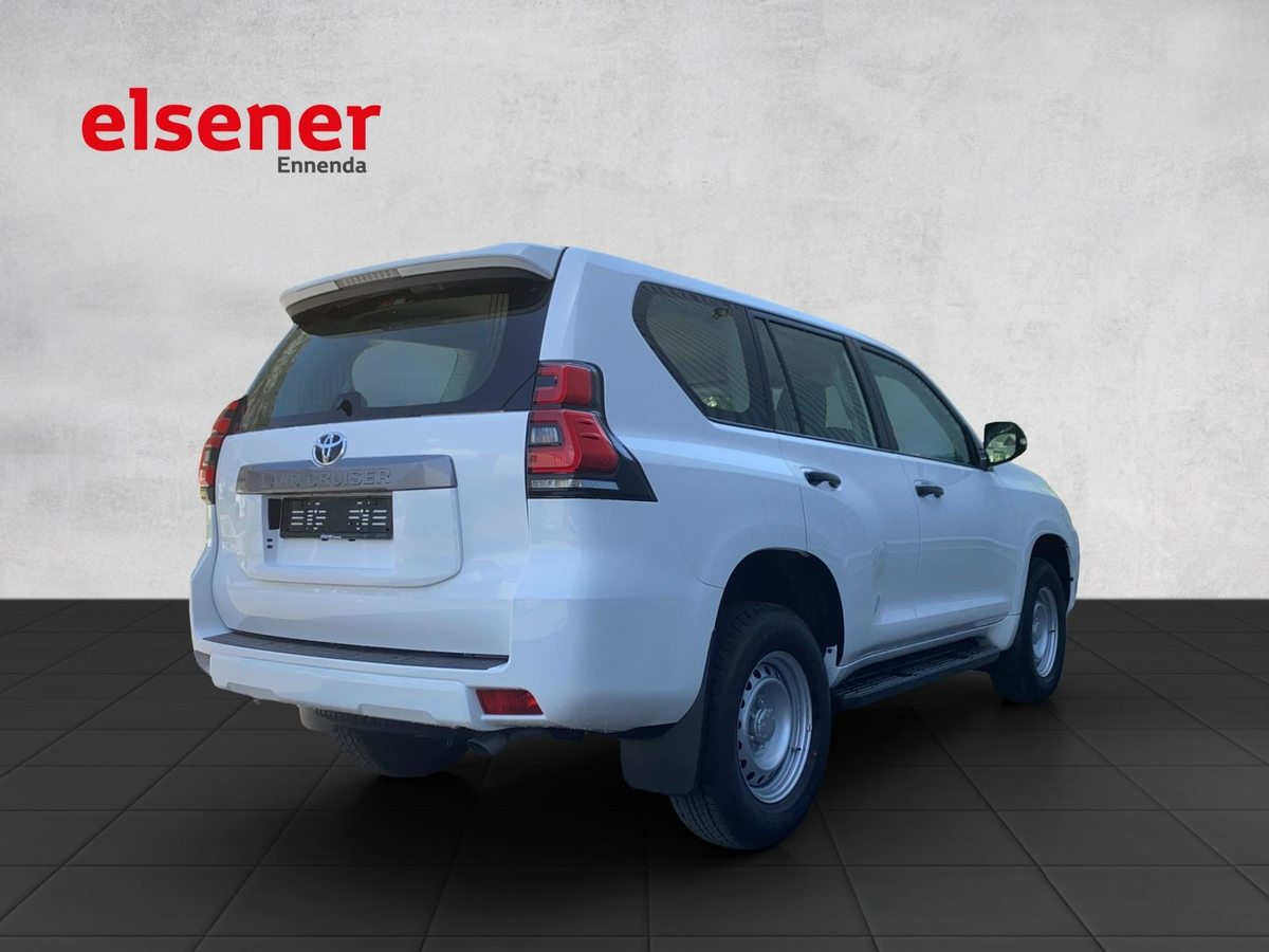 TOYOTA Land Cruiser 2.8 D 204 Active