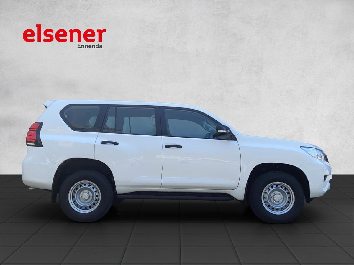 TOYOTA Land Cruiser 2.8 D 204 Active