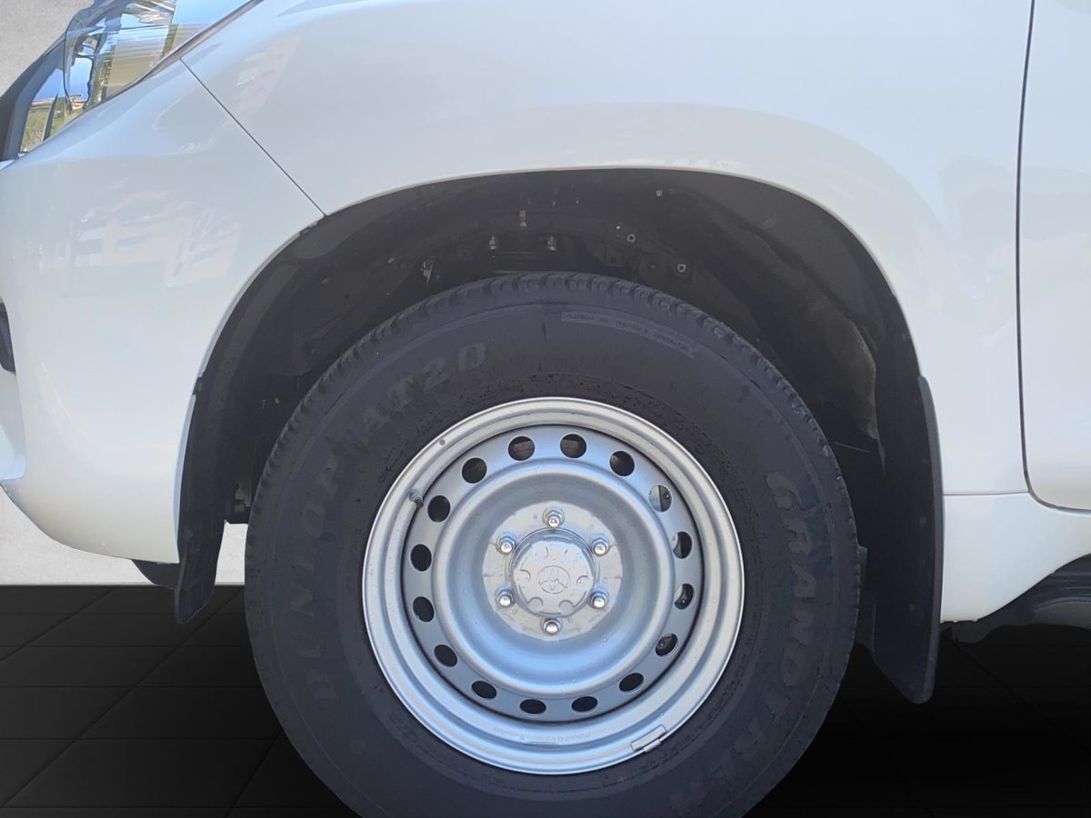 TOYOTA Land Cruiser 2.8 D 204 Active