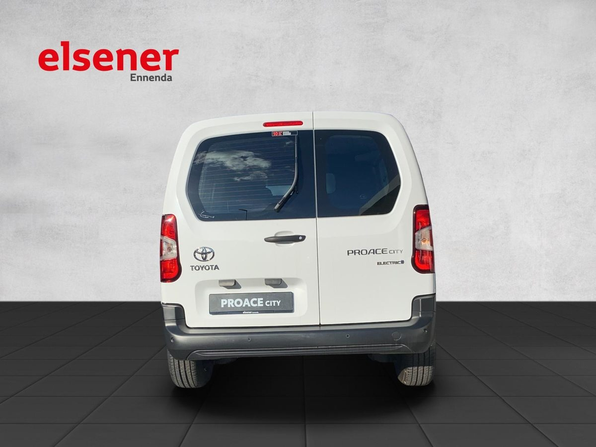 TOYOTA PROACE CITY Van L1 50KWh Active