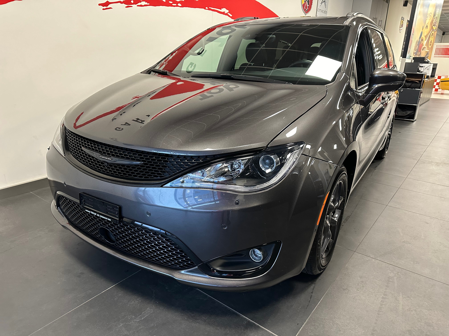 CHRYSLER PACIFICA Limited
