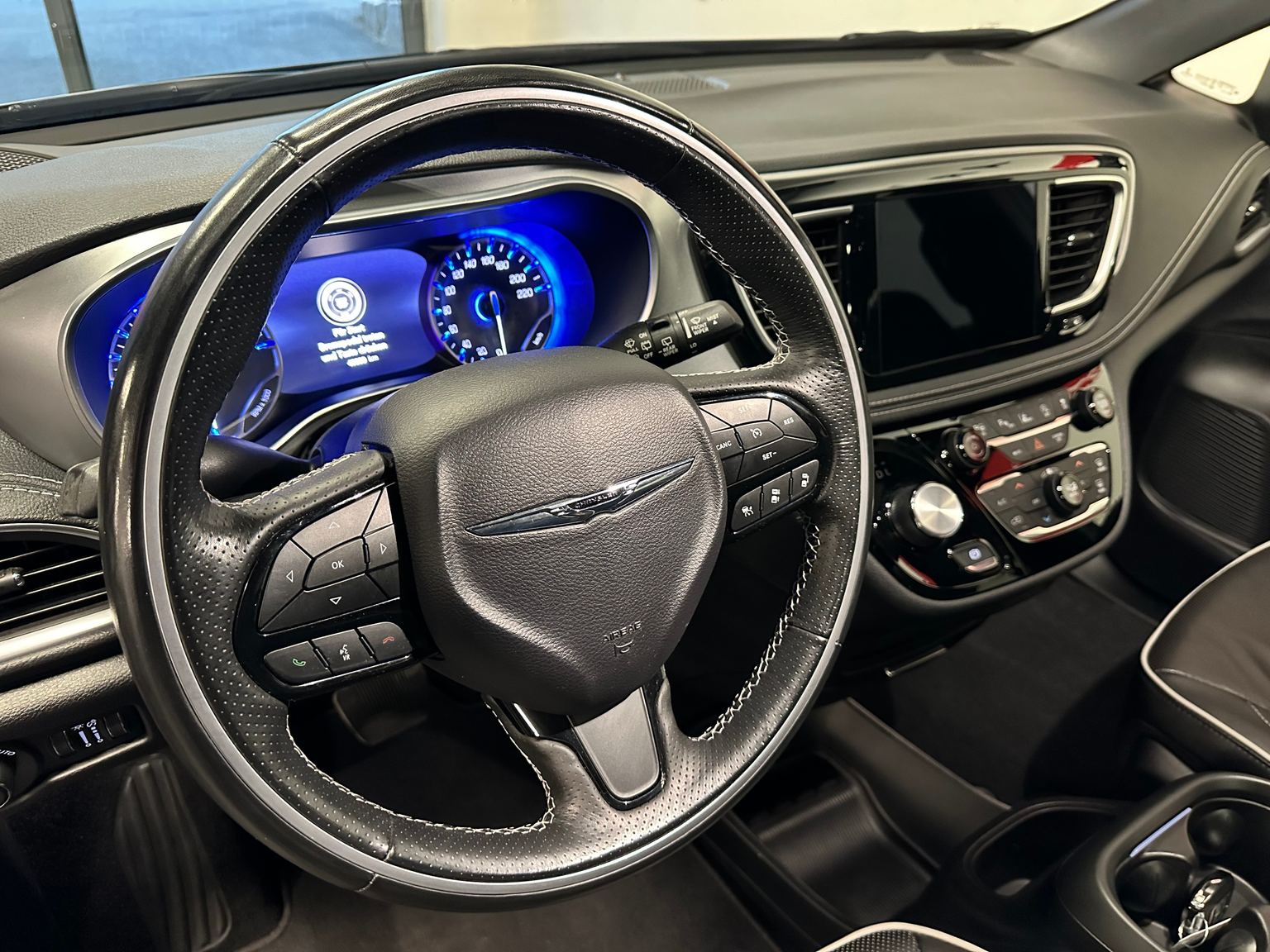 CHRYSLER PACIFICA Limited