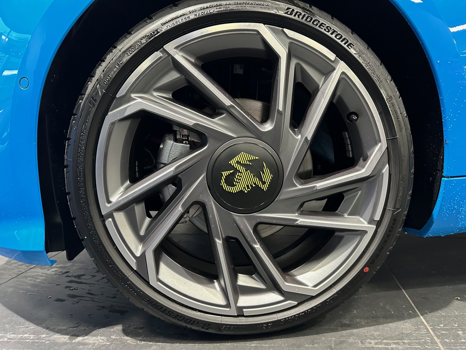 FIAT Abarth 500e Turismo