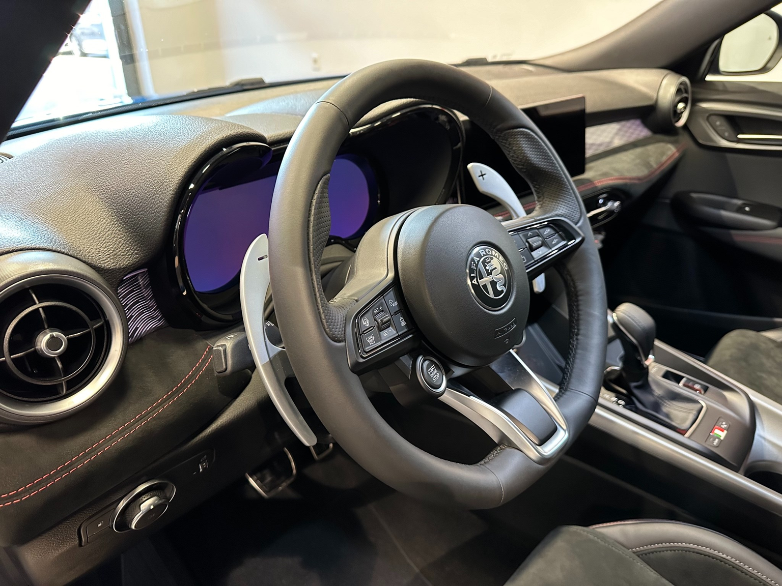 ALFA ROMEO Tonale 1.3 Plug-in-Hybrid Q4 Veloce Pack Sky