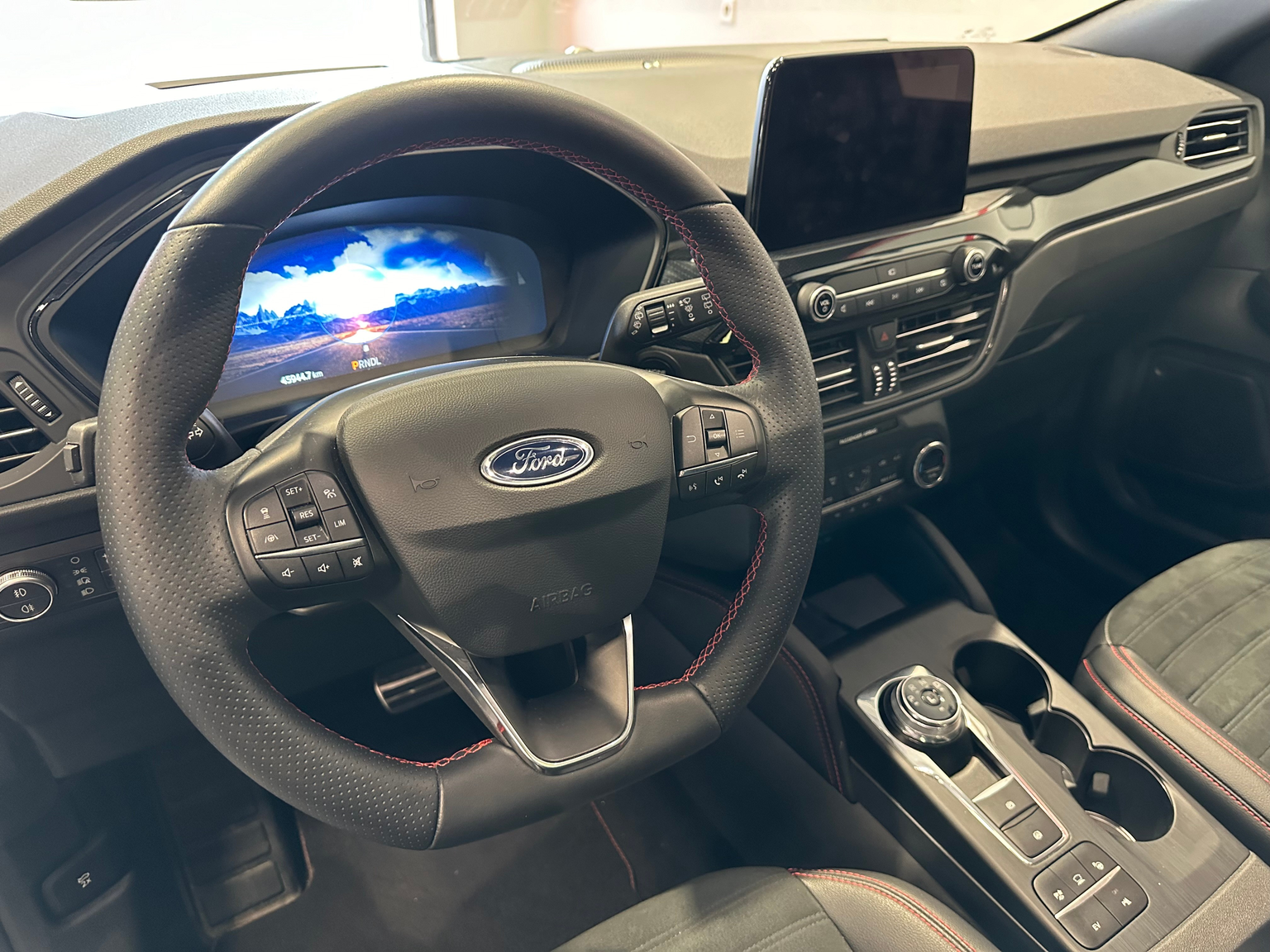 FORD Kuga 2.5 PHEV ST-Line X 2WD