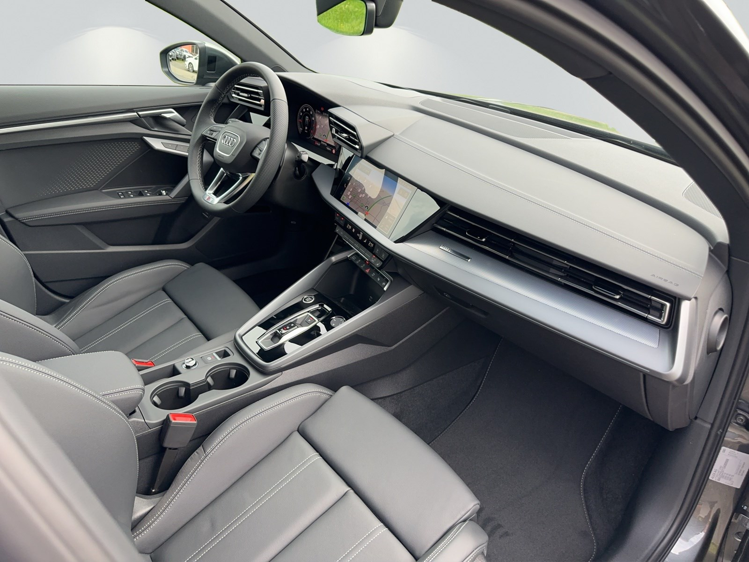 AUDI A3 Sportback 35 TFSI S line Attraction