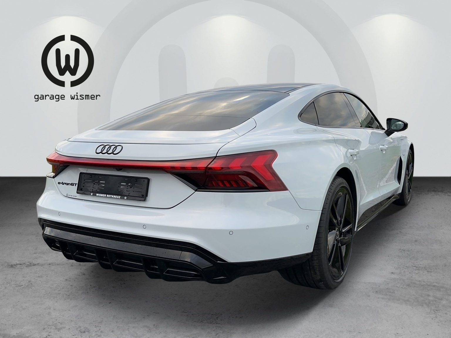 AUDI e-tron GT quattro
