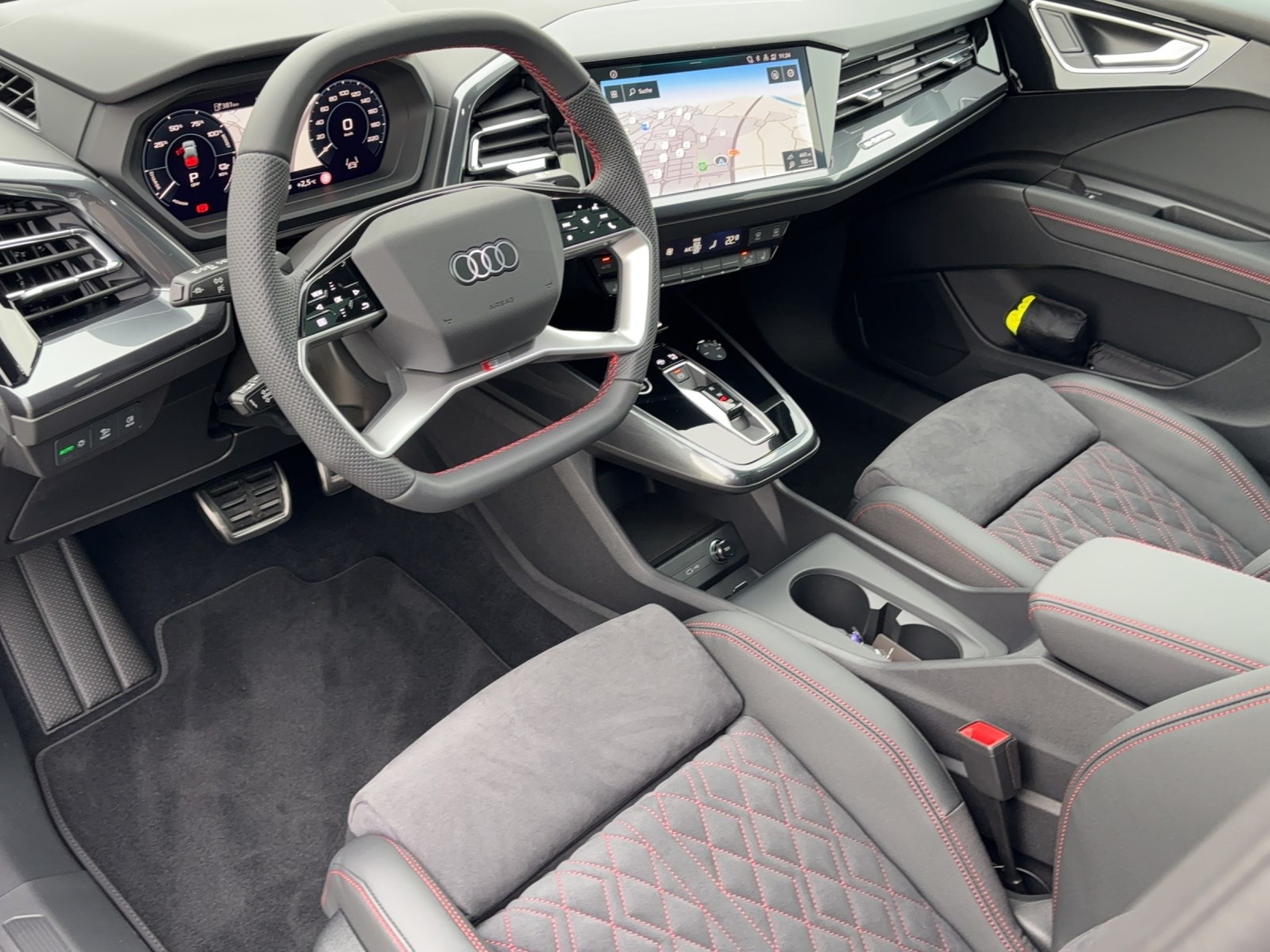 AUDI Q4 Sportback e-tron 55 quattro
