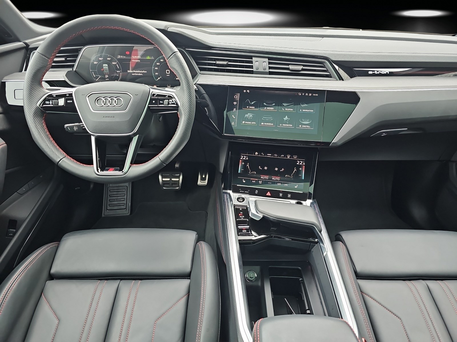 AUDI Q8 55 e-tron Black Edition quattro
