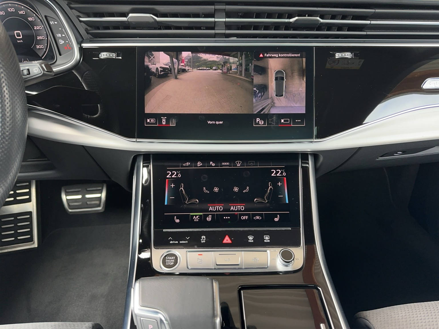 AUDI Q8 60 TFSI e quattro PHEV tiptronic