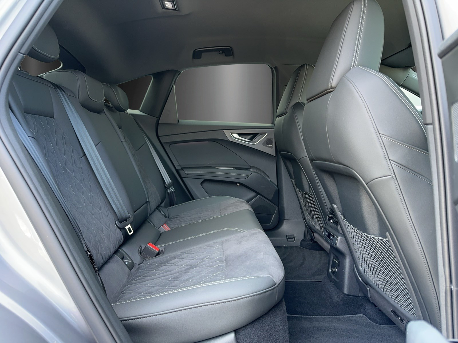 AUDI Q4 Sportback e-tron 55 quattro