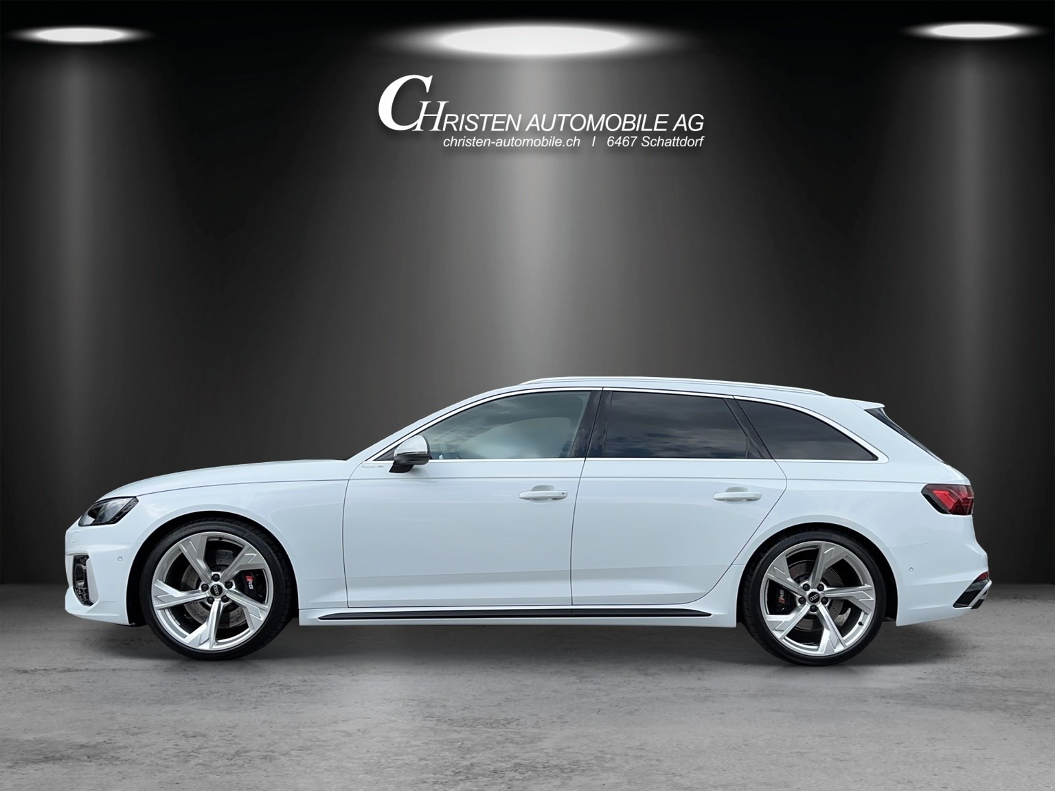 AUDI RS4 Avant quattro tiptronic