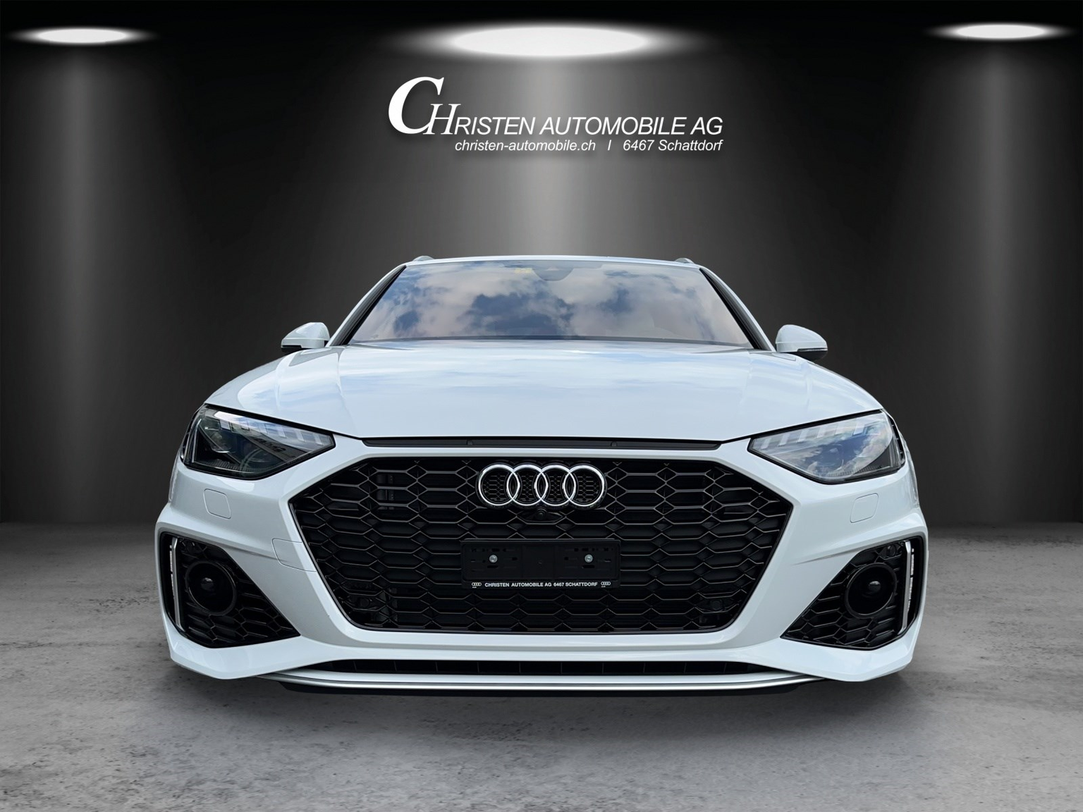 AUDI RS4 Avant quattro tiptronic