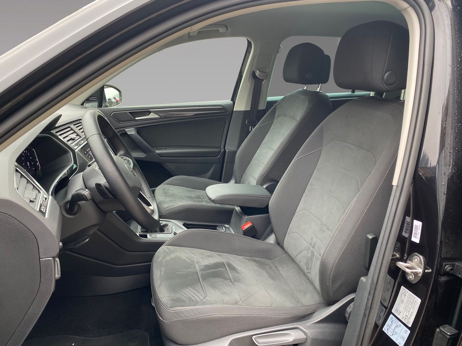 VW Tiguan 2.0TSI Elegance 4Motion DSG