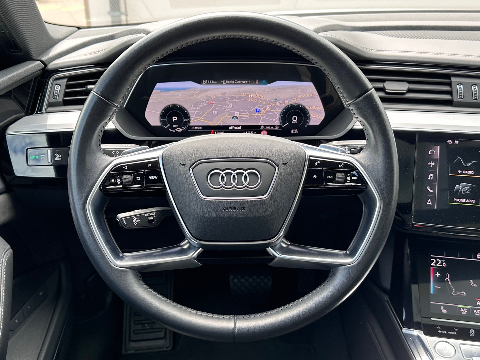 AUDI e-tron 55 quattro