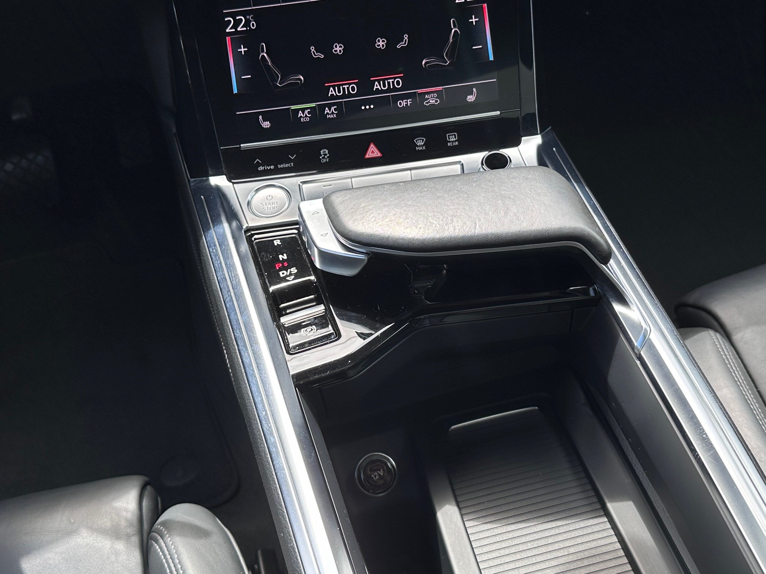 AUDI e-tron 55 quattro