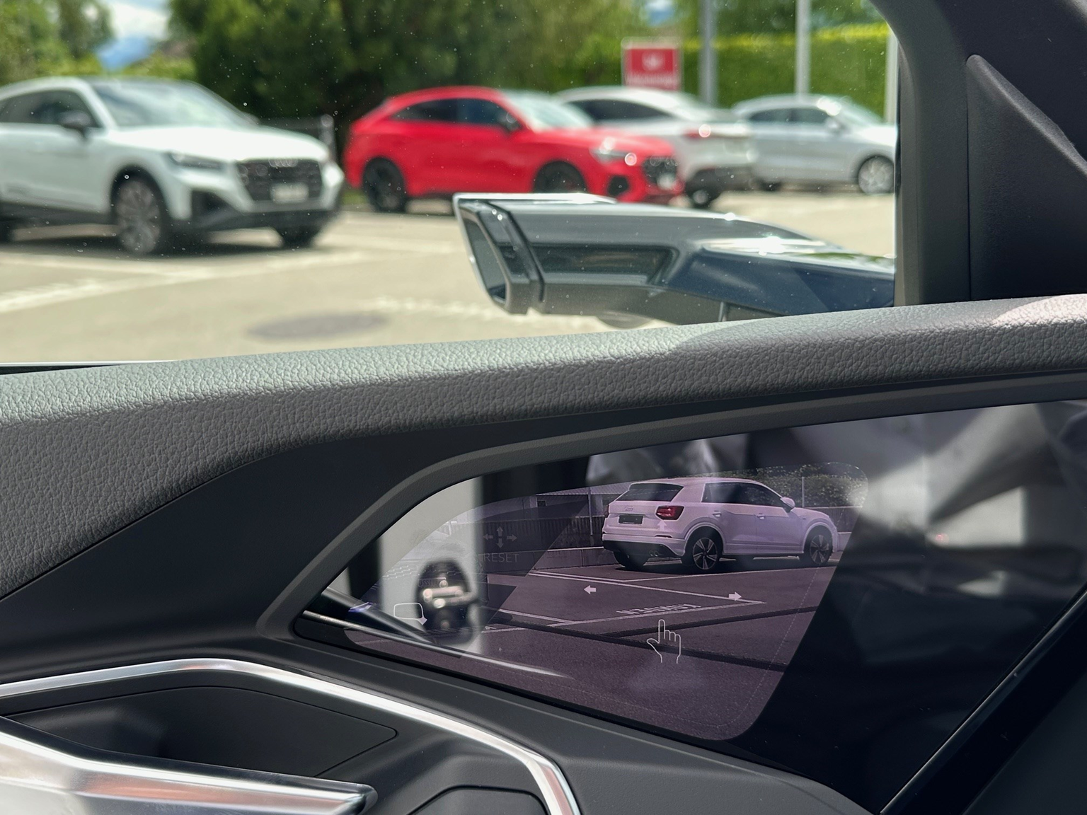 AUDI e-tron 55 quattro