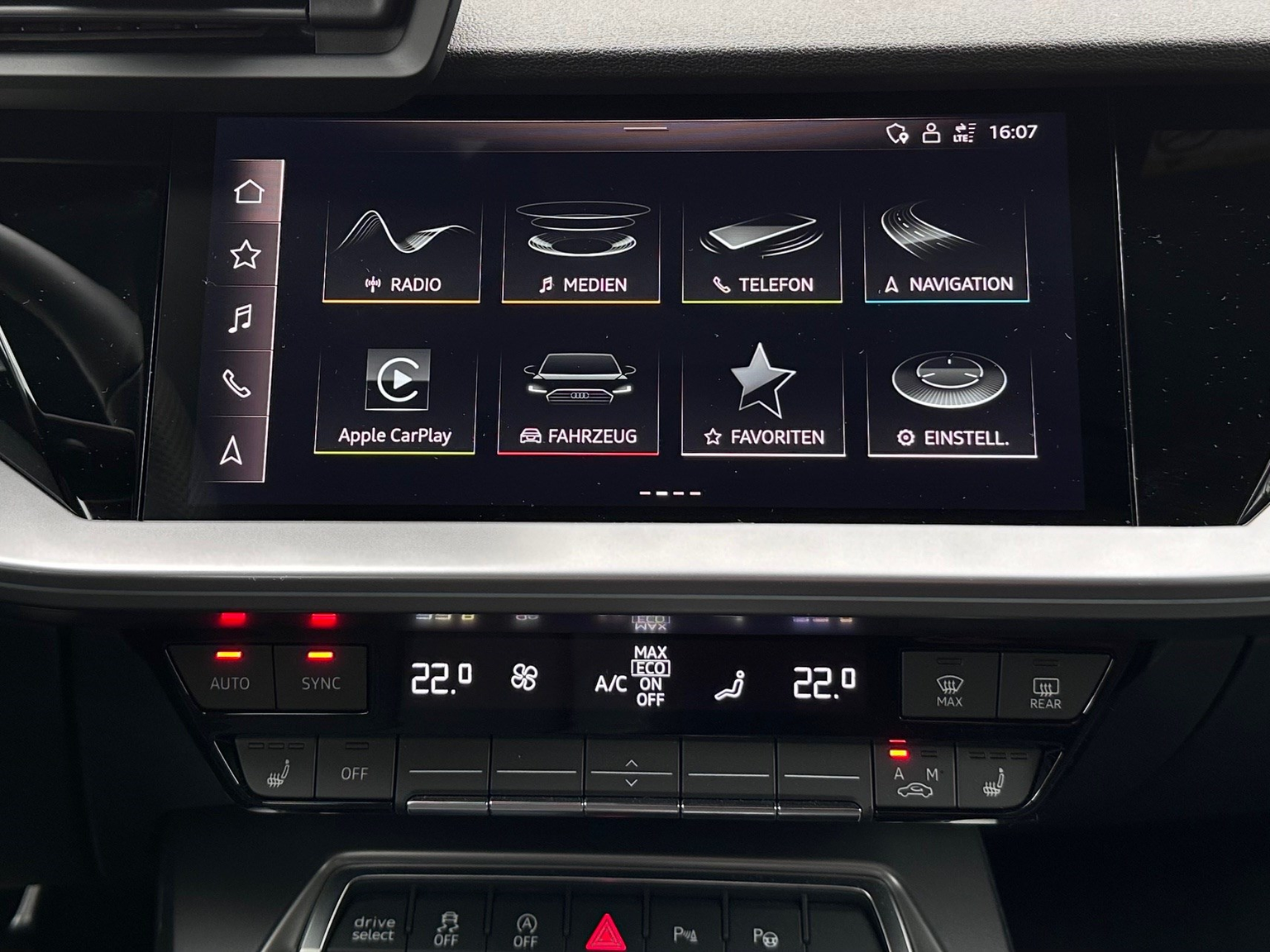 AUDI A3 Sportback 35 TFSI S line Attraction
