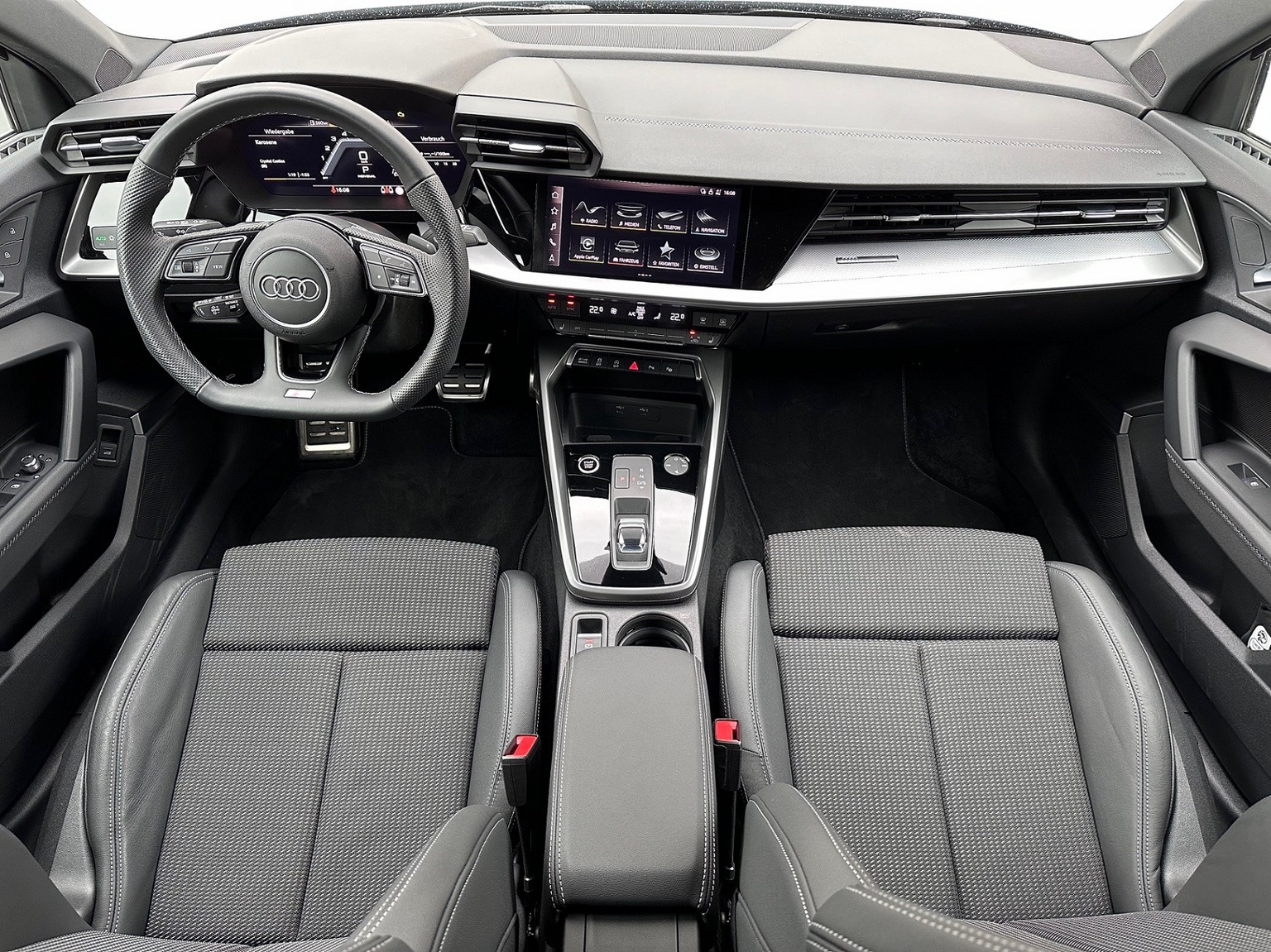 AUDI A3 Sportback 35 TFSI S line Attraction
