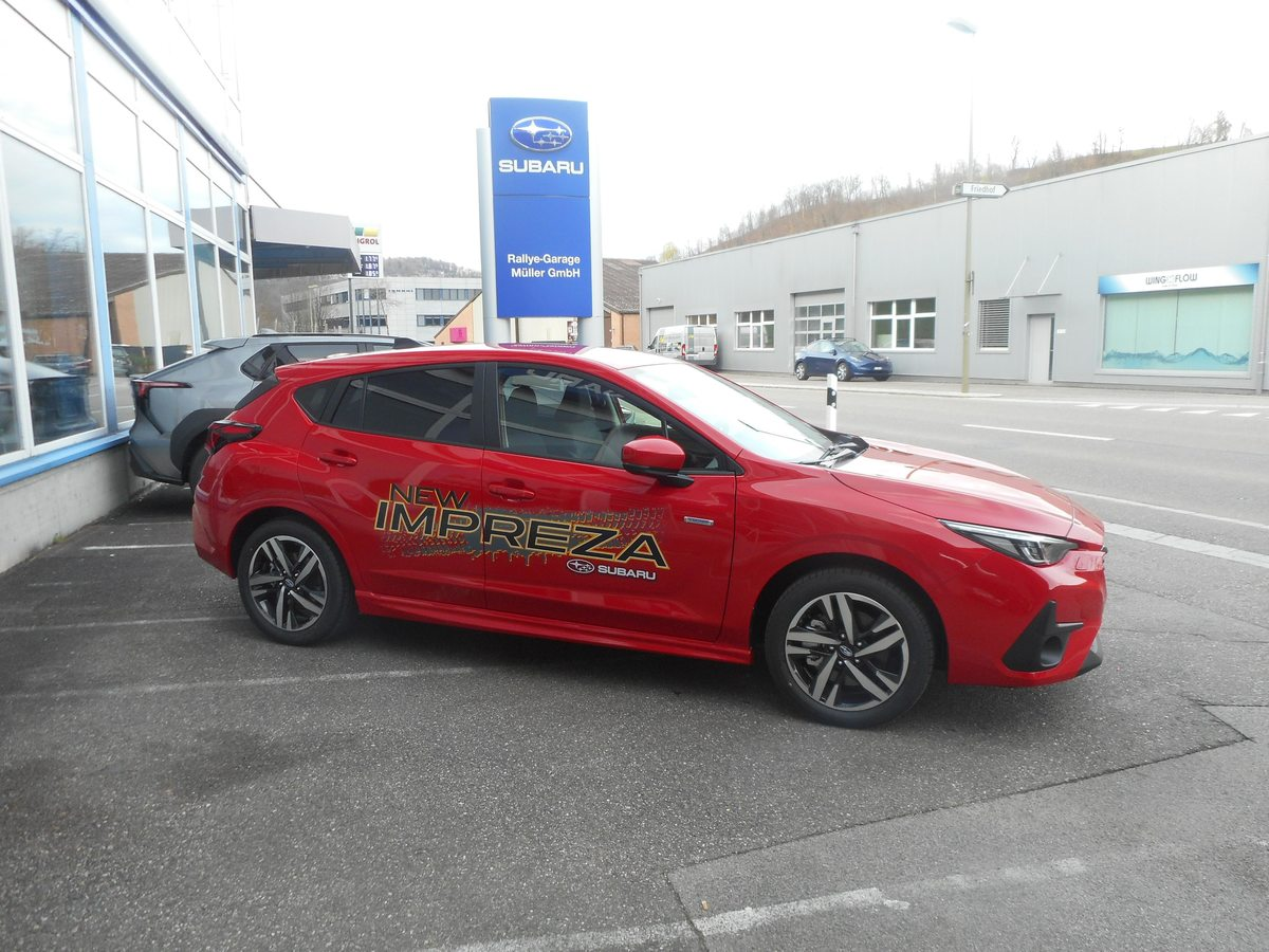 SUBARU Impreza 2.0i e-Boxer Swiss Plus